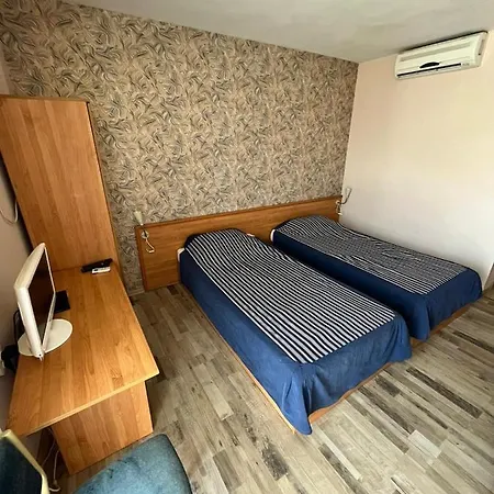 Kredo מלון 3*